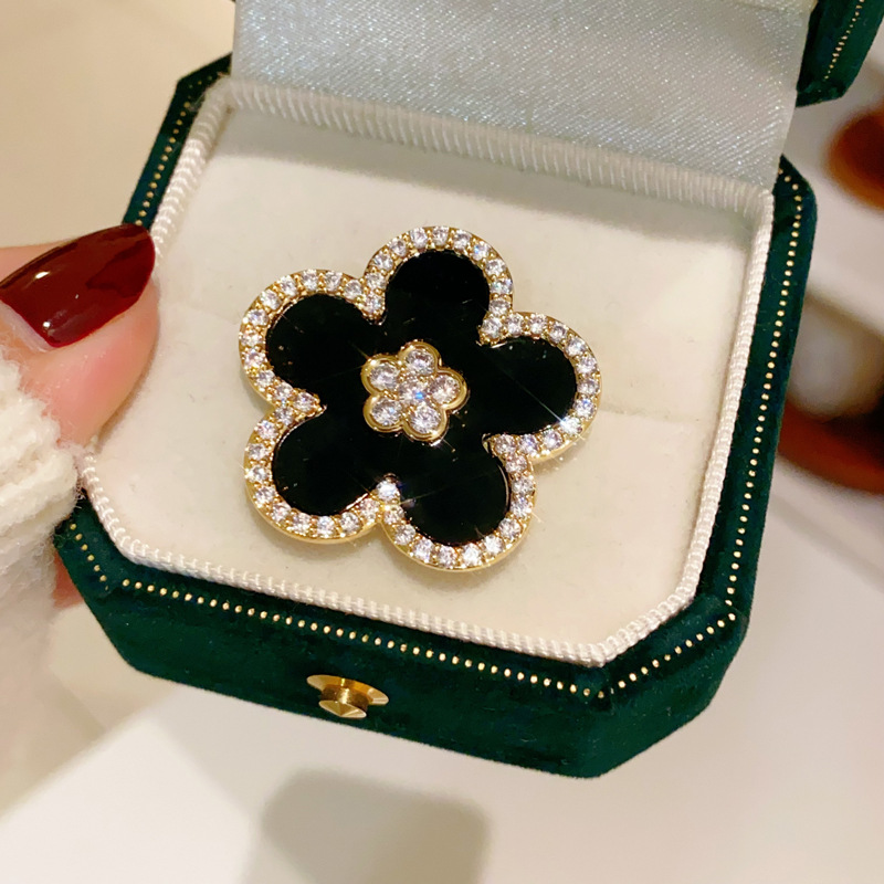 Black Flower Brooches For Wome - Women Jewelry Accessories For Black Dress recension och pris