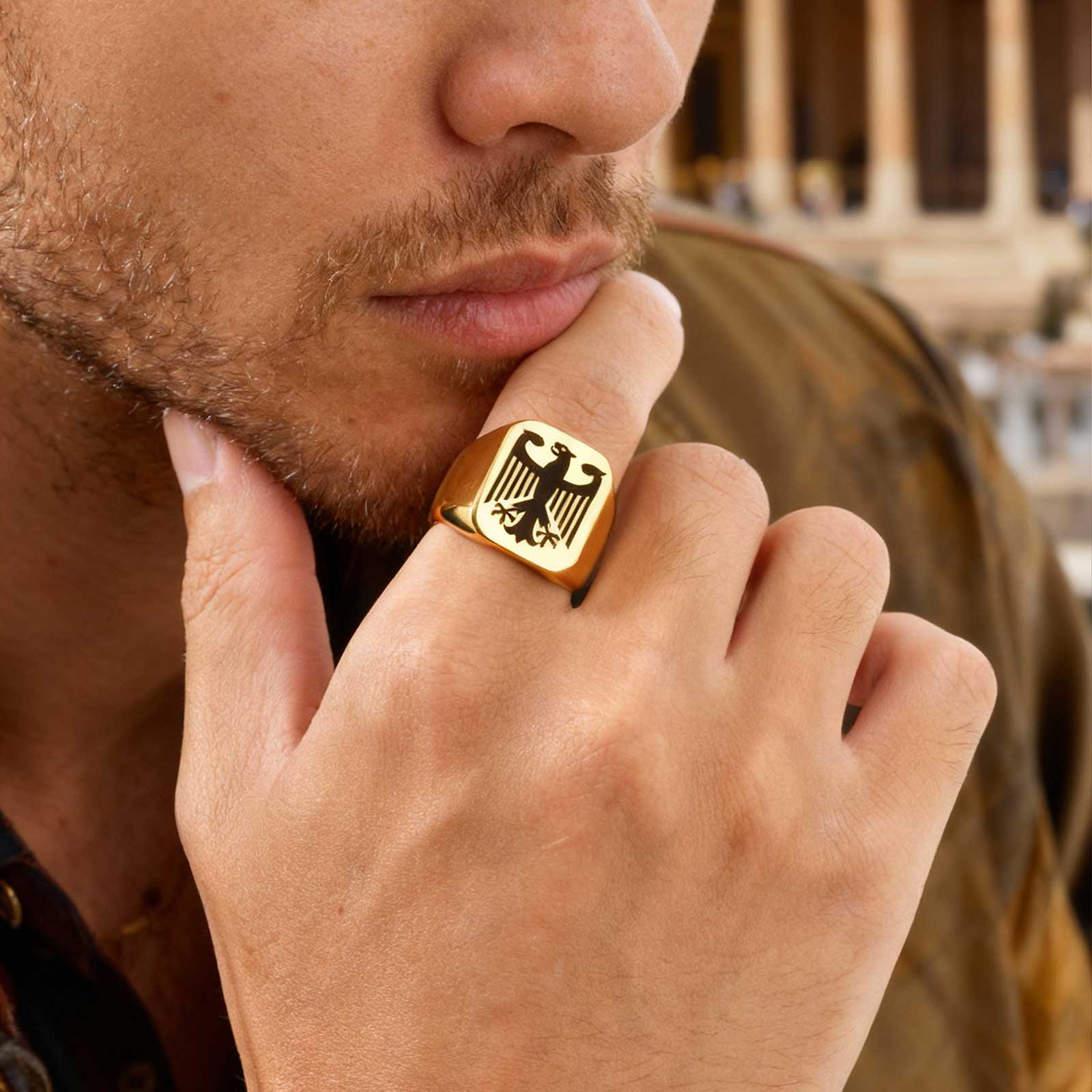 Custom Flying Hawk Eagle Ring  - Women Accessories Logo recension och pris