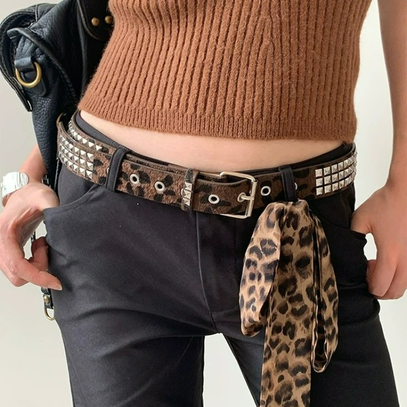 Y2K Leopard Rivet Belt Square  - Women'S Jeans Accessories Chain recension och pris