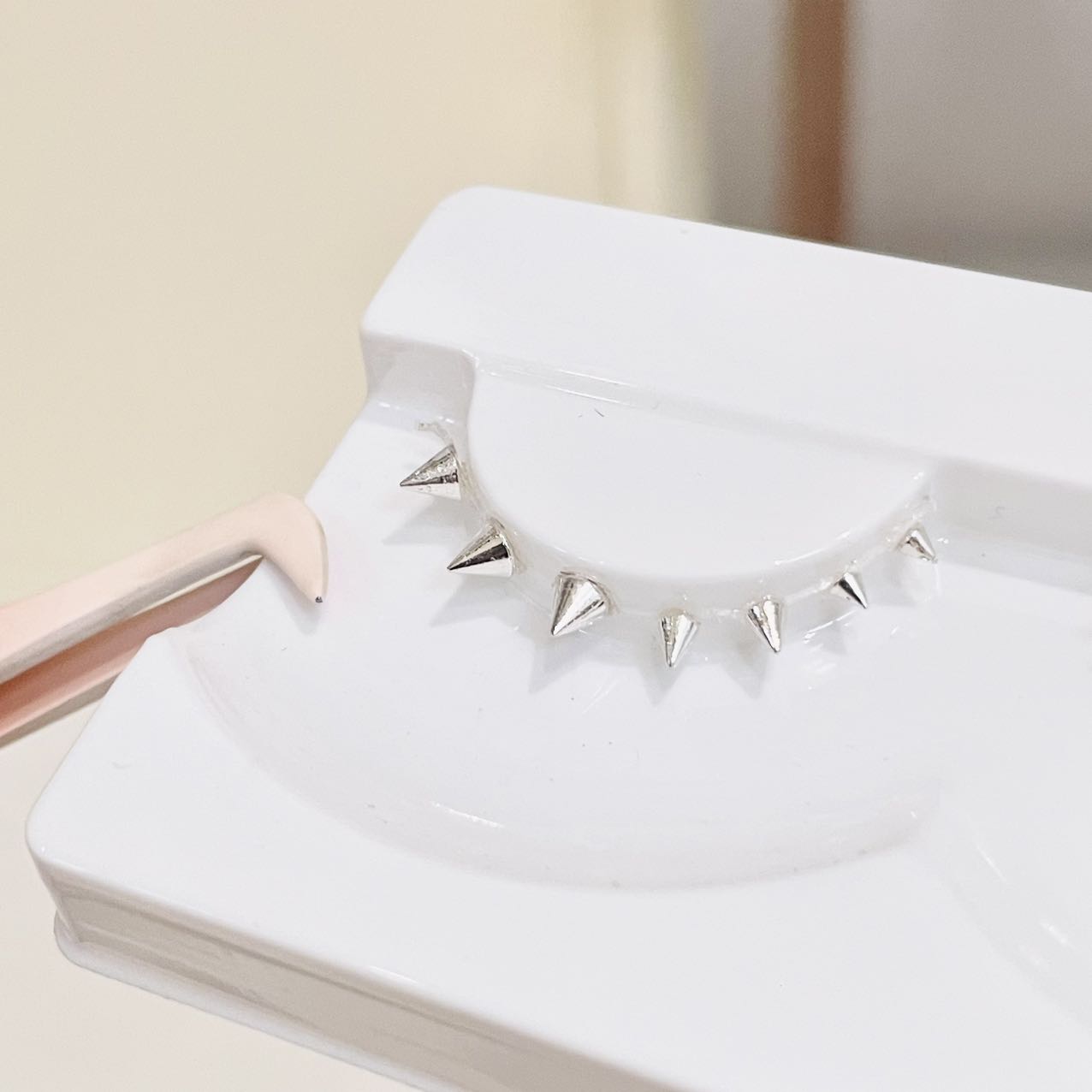Doudoutian Silver Rivet Full S - Wrap Ring Gold recension och pris