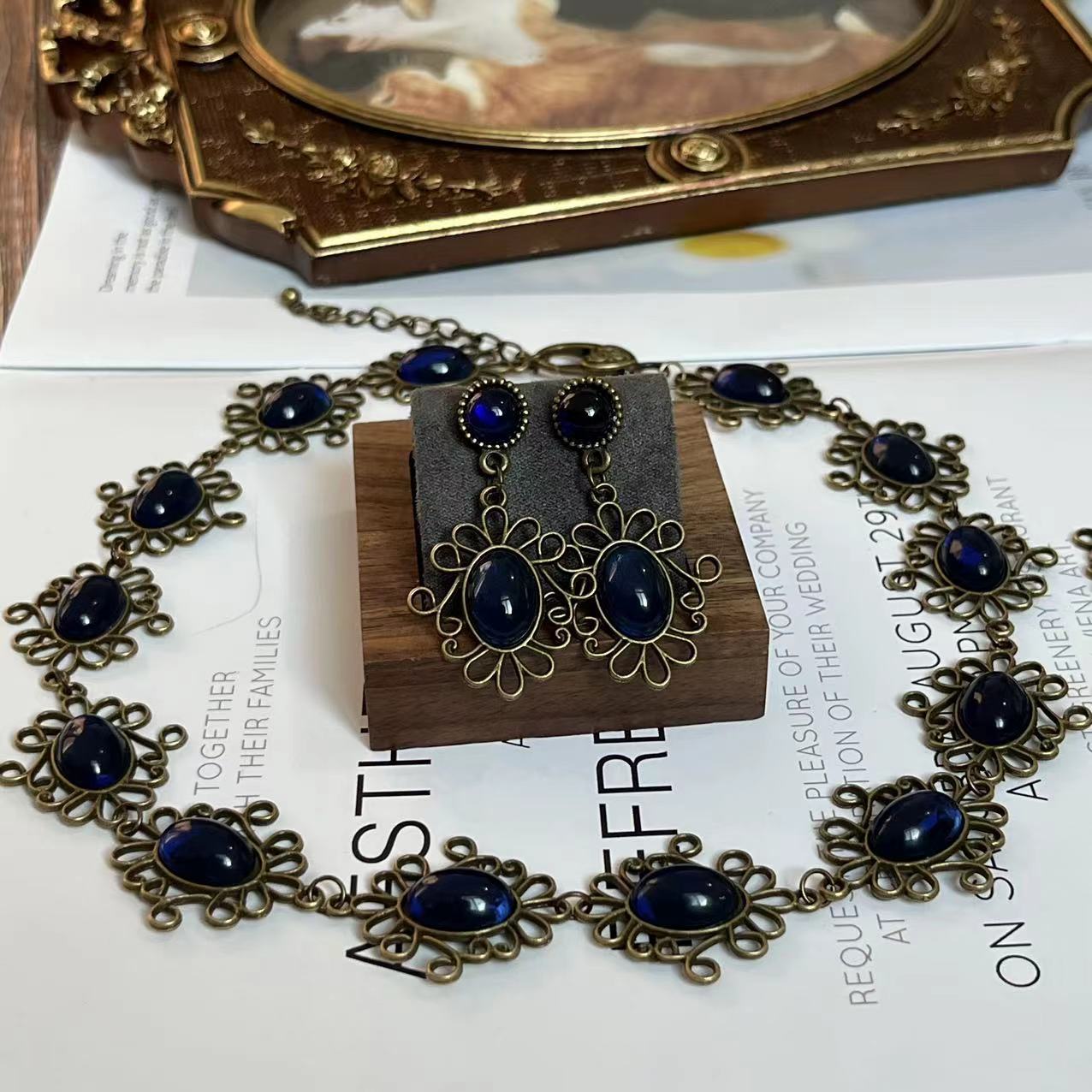 Historical Queen Anne Boleyn H - Women Accessories Bracelet recension och pris